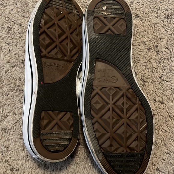 Light grey converse - Picture 7 of 9